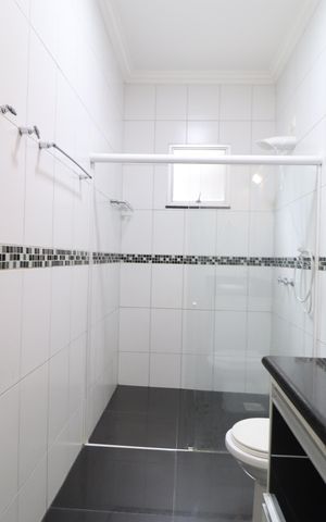 Casa para alugar com 188m², 4 quartos e 2 vagasBanheiro Social