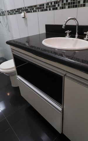 Casa para alugar com 188m², 4 quartos e 2 vagasBanheiro Social