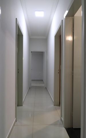 Casa para alugar com 188m², 4 quartos e 2 vagasCorredor