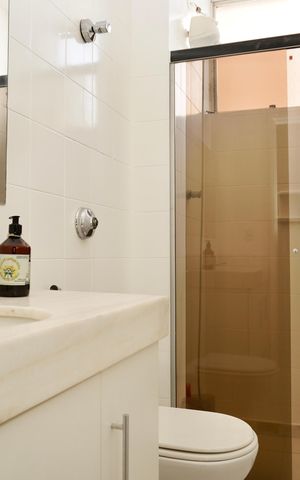 Apartamento para alugar com 72m², 2 quartos e 1 vaga Apartamento para alugar com 72m², 2 quartos e 1 vagaBanheiro Social