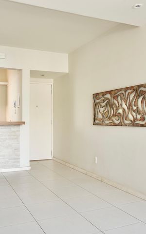 Apartamento para alugar com 72m², 2 quartos e 1 vaga Apartamento para alugar com 72m², 2 quartos e 1 vagaSala