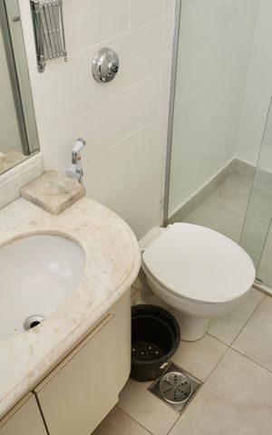 Apartamento para alugar com 72m², 2 quartos e 1 vaga Apartamento para alugar com 72m², 2 quartos e 1 vagaSuíte - Banheiro