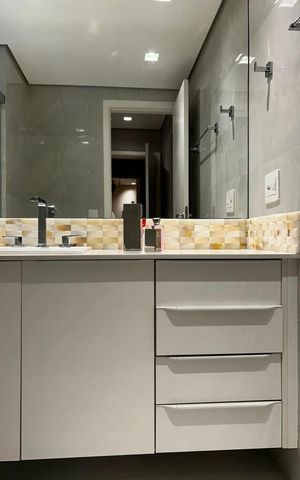 Apartamento à venda com 185m², 3 quartos e 3 vagasBanheiro