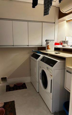 Apartamento à venda com 185m², 3 quartos e 3 vagasÁrea de serviço