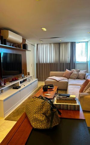 Apartamento à venda com 185m², 3 quartos e 3 vagasSala
