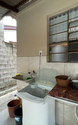 Casa à venda com 70m², 3 quartos e 1 vaga Casa à venda com 70m², 3 quartos e 1 vagaÁrea de serviço