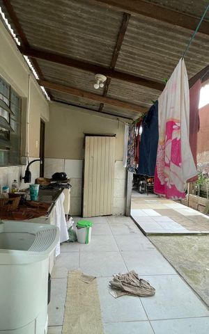Casa à venda com 70m², 3 quartos e 1 vaga Casa à venda com 70m², 3 quartos e 1 vagaÁrea de serviço
