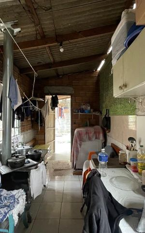 Casa à venda com 70m², 3 quartos e 1 vaga Casa à venda com 70m², 3 quartos e 1 vagaÁrea externa