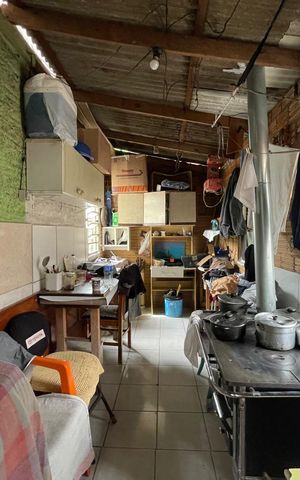 Casa à venda com 70m², 3 quartos e 1 vaga Casa à venda com 70m², 3 quartos e 1 vagaÁrea externa