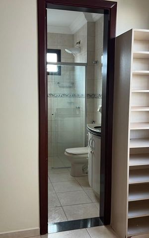 Apartamento para alugar com 201m², 3 quartos e 2 vagas Apartamento para alugar com 201m², 3 quartos e 2 vagasQuarto