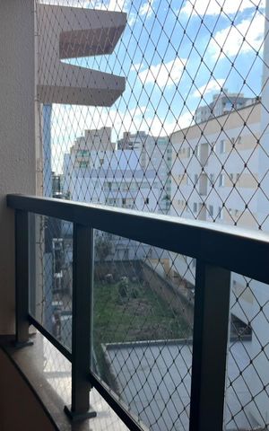 Apartamento para alugar com 201m², 3 quartos e 2 vagas Apartamento para alugar com 201m², 3 quartos e 2 vagasVaranda