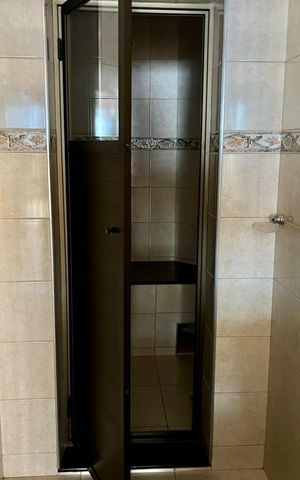 Apartamento para alugar com 201m², 3 quartos e 2 vagas Apartamento para alugar com 201m², 3 quartos e 2 vagasBanheiro