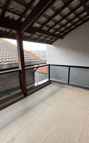 Casa à venda com 203m², 2 quartos e 2 vagas Casa à venda com 203m², 2 quartos e 2 vagasChurrasqueira