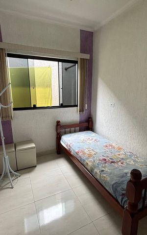 Casa à venda com 203m², 2 quartos e 2 vagas Casa à venda com 203m², 2 quartos e 2 vagasQuarto 1