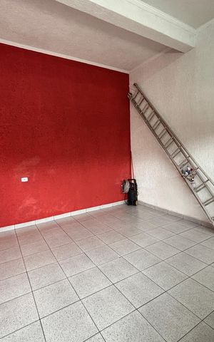 Casa à venda com 203m², 2 quartos e 2 vagas Casa à venda com 203m², 2 quartos e 2 vagasGaragem
