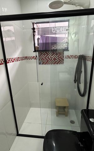 Casa à venda com 203m², 2 quartos e 2 vagas Casa à venda com 203m², 2 quartos e 2 vagasBanheiro