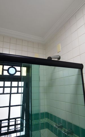 Casa de condomínio para alugar com 238m², 3 quartos e 4 vagasBanheiro Suíte