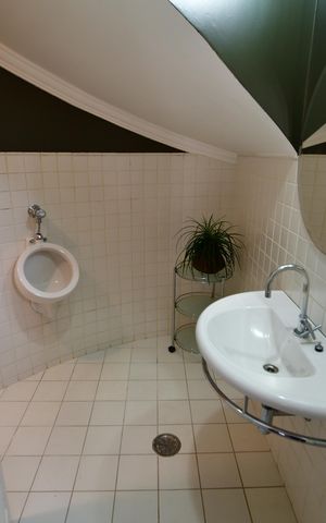 Casa de condomínio para alugar com 238m², 3 quartos e 4 vagasLavabo