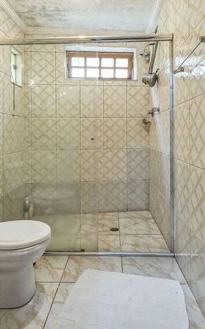 Casa à venda com 150m², 4 quartos e 3 vagas