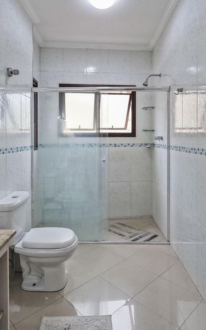Casa à venda com 150m², 4 quartos e 3 vagas