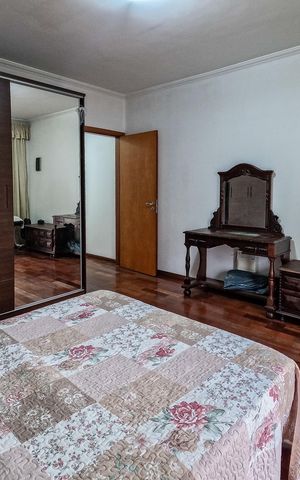 Casa à venda com 150m², 4 quartos e 3 vagas