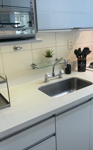 Apartamento à venda com 132m², 3 quartos e 2 vagas Apartamento à venda com 132m², 3 quartos e 2 vagasCozinha