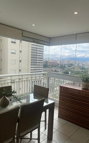 Apartamento à venda com 132m², 3 quartos e 2 vagas Apartamento à venda com 132m², 3 quartos e 2 vagasVaranda