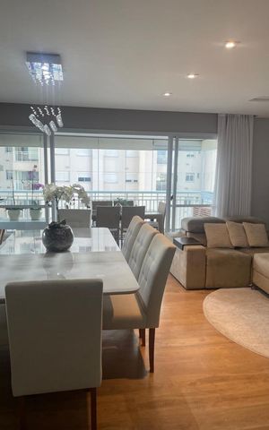 Apartamento à venda com 132m², 3 quartos e 2 vagas Apartamento à venda com 132m², 3 quartos e 2 vagasSala de Jantar