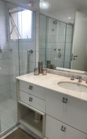 Apartamento à venda com 132m², 3 quartos e 2 vagas Apartamento à venda com 132m², 3 quartos e 2 vagasBanheiro