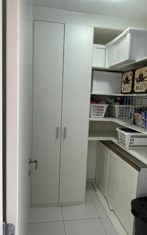 Apartamento à venda com 132m², 3 quartos e 2 vagas Apartamento à venda com 132m², 3 quartos e 2 vagasÁrea de serviço