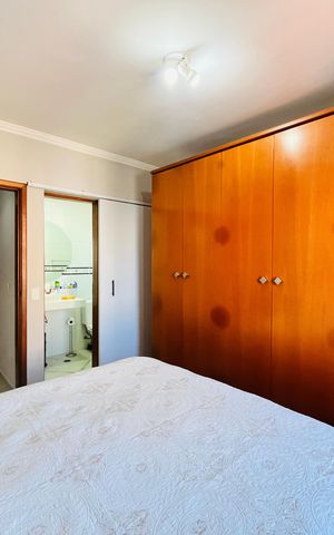 Apartamento à venda com 96m², 3 quartos e 2 vagas Apartamento à venda com 96m², 3 quartos e 2 vagasQuarto