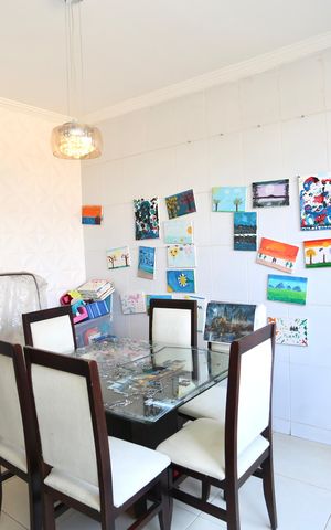 Casa à venda com 180m², 3 quartos e 2 vagas Casa à venda com 180m², 3 quartos e 2 vagasSala de Jogos