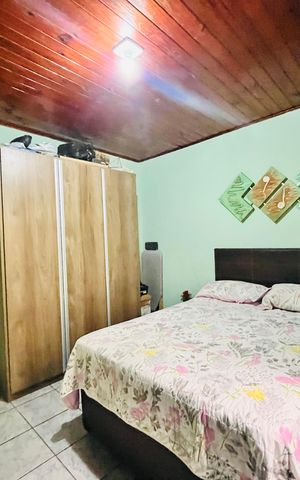 Casa à venda com 165m², 2 quartos e 2 vagas Casa à venda com 165m², 2 quartos e 2 vagasQuarto