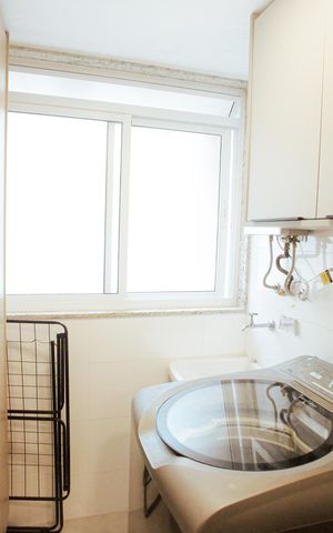 Apartamento à venda com 80m², 3 quartos e 1 vagaÁrea de Serviço