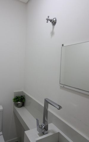 Casa para alugar com 148m², 3 quartos e 4 vagasBanheiro Social