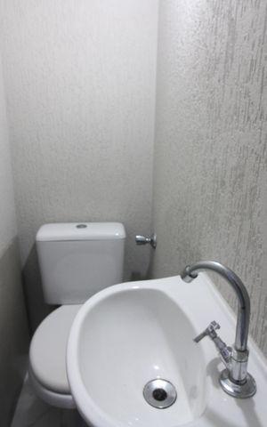 Casa para alugar com 148m², 3 quartos e 4 vagasBanheiro da Garagem