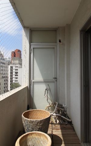 Apartamento à venda com 200m², 4 quartos e 2 vagasVaranda