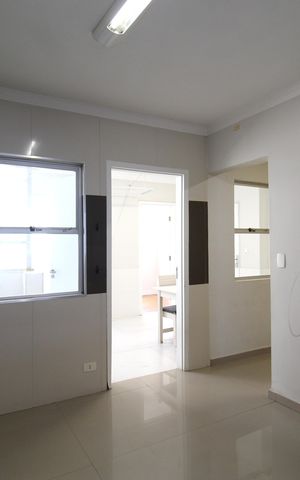 Apartamento à venda com 200m², 4 quartos e 2 vagasCozinha