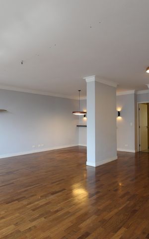 Apartamento à venda com 200m², 4 quartos e 2 vagasSala
