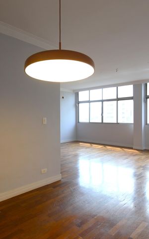 Apartamento à venda com 200m², 4 quartos e 2 vagasSala