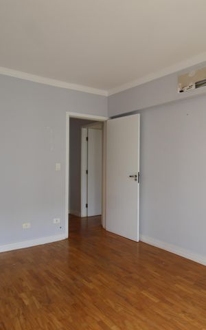 Apartamento à venda com 200m², 4 quartos e 2 vagasQuarto 1