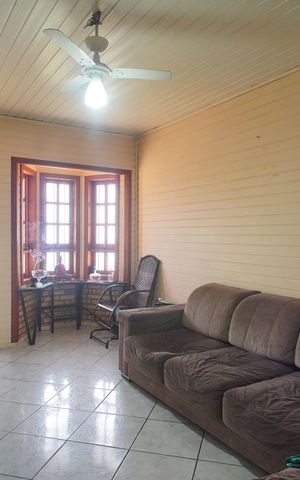 Casa à venda com 50m², 3 quartos e 1 vagaSala
