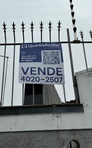 Casa à venda com 259m², 2 quartos e 2 vagas Casa à venda com 259m², 2 quartos e 2 vagasPlaca