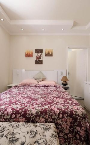 Casa à venda com 120m², 3 quartos e 2 vagasSuíte