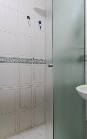 Apartamento à venda com 76m², 2 quartos e sem vaga Apartamento à venda com 76m², 2 quartos e sem vagaBanheiro