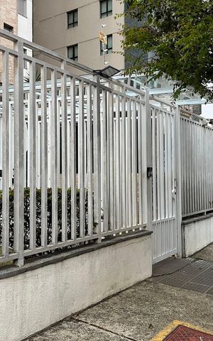 Apartamento à venda com 60m², 2 quartos e 1 vaga Apartamento à venda com 60m², 2 quartos e 1 vagaFachada do Prédio