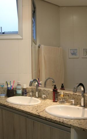 Apartamento à venda com 60m², 2 quartos e 1 vagaBanheiro 2