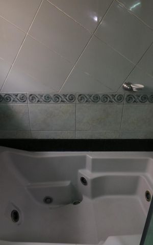 Casa à venda com 150m², 2 quartos e 3 vagasBanheiro da Suíte