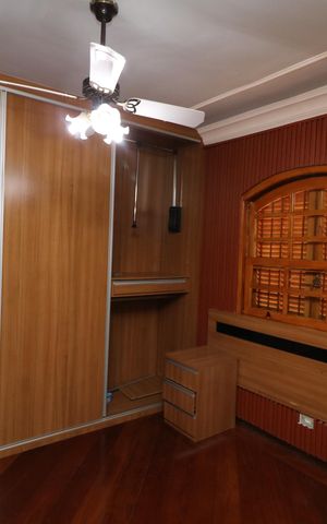 Casa à venda com 150m², 2 quartos e 3 vagasSuíte