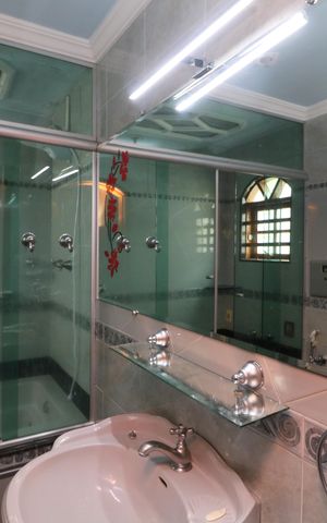 Casa à venda com 150m², 2 quartos e 3 vagasBanheiro da Suíte